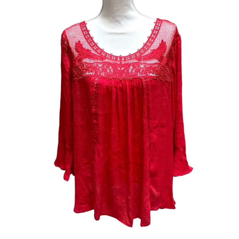 New Directions Coral Crochet Neck Flare Sleeve Tunic Top - Picture 5 of 5